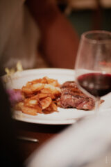 BARTHAS-RESTAURANT-AMBIANCE-SERVICE-2025-04-CASTELNAU-MAGNOAC-VERRI-134